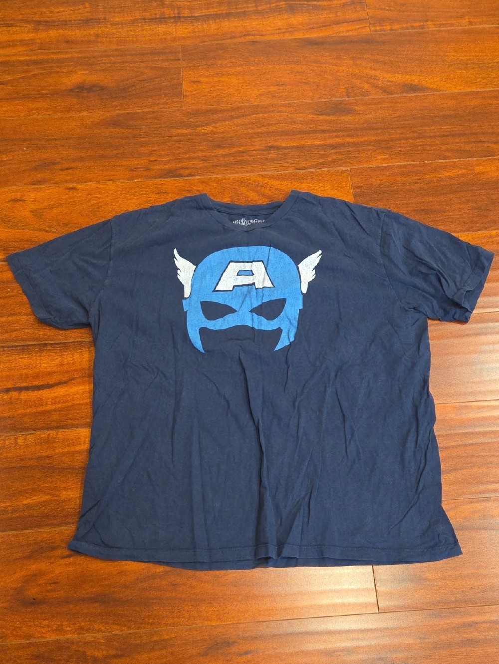 Marvel Captain America T-shirt Size XL